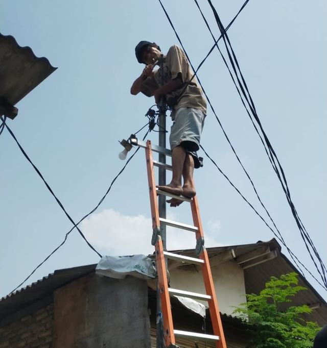 Rehabilitasi PJU di Kelurahan Belendung