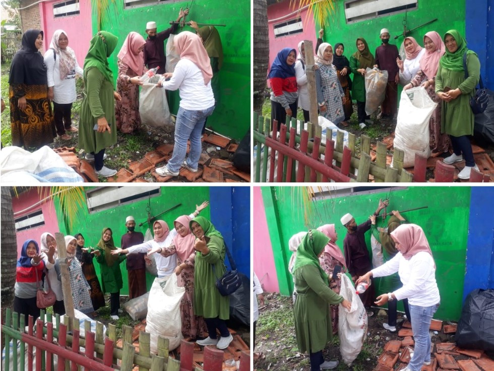 Giat Penimbangan Bank Sampah di KWT KP Mancing Kelurahan Belendung